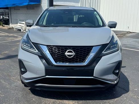 Used 2023 Nissan Murano SL w/ SL Moonroof Package image 2