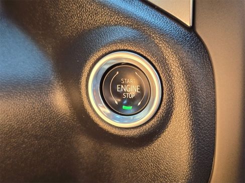 Used 2020 Chevrolet Silverado 1500 LT w/ All-Star Edition image 24