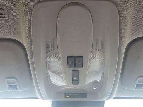 Used 2017 GMC Terrain SLE FWD image 27
