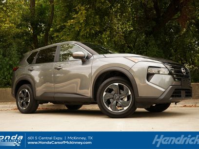 Used 2024 Nissan Rogue SV