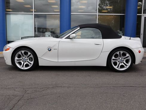 Used 2003 BMW Z4 3.0i RWD image 2