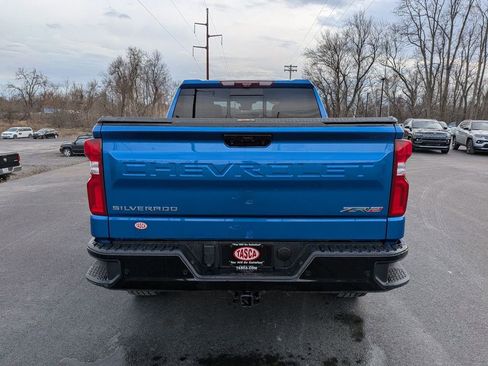 Used 2022 Chevrolet Silverado 1500 ZR2 w/ Technology Package AWD/4WD image 4