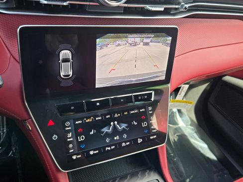 New 2026 Maserati Grecale Modena AWD/4WD image 9