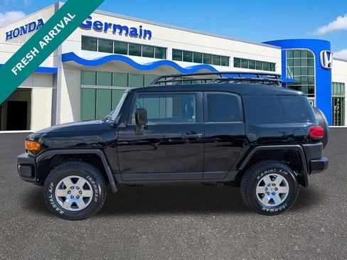 Used 2010 Toyota FJ Cruiser 4WD image 8