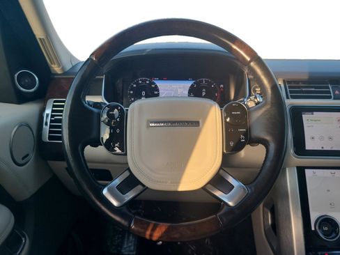 Used 2019 Land Rover Range Rover HSE AWD/4WD image 12
