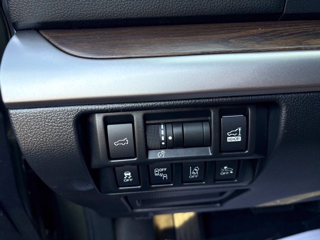 Used 2019 Subaru Outback 2.5i Touring w/ Popular Package #3A AWD/4WD image 19