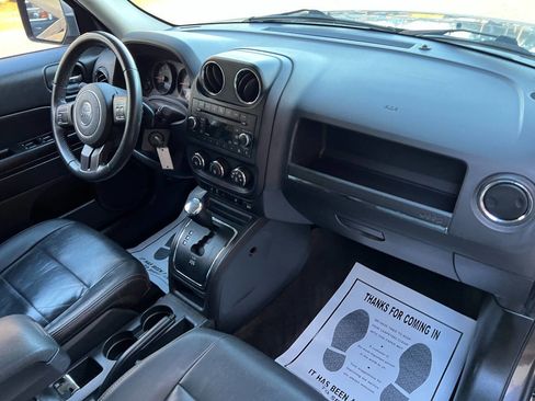 Used 2017 Jeep Patriot High Altitude image 20