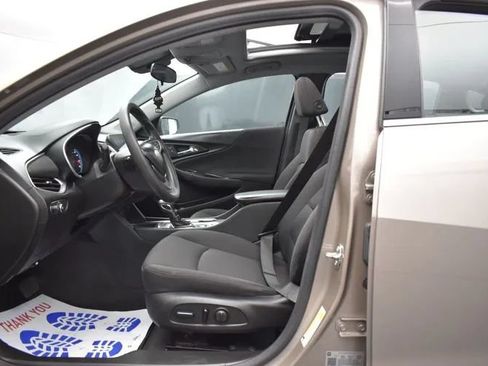 Used 2023 Chevrolet Malibu LT FWD image 14