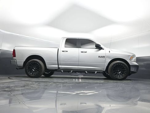 Used 2018 RAM 1500 Classic SLT RWD image 39