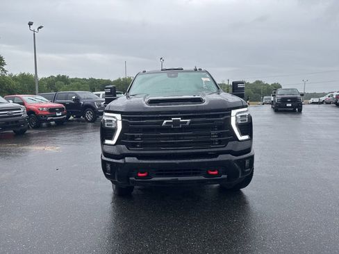 Used 2025 Chevrolet Silverado 2500 LTZ w/ Trail Boss Package AWD/4WD image 2