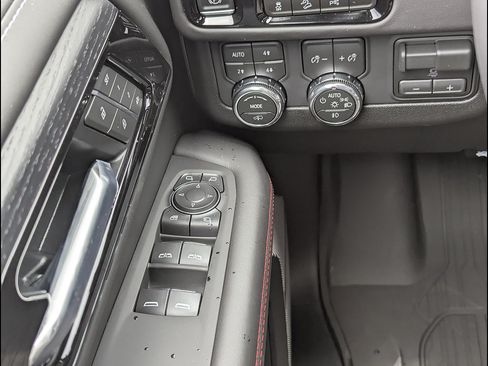 New 2026 GMC Yukon XL AT4 Ultimate w/ LPO, Floor Liner Package AWD/4WD image 25