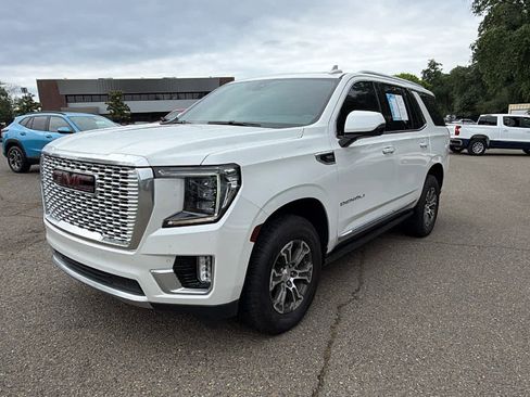 Used 2021 GMC Yukon Denali w/ Denali Ultimate Package AWD/4WD image 1