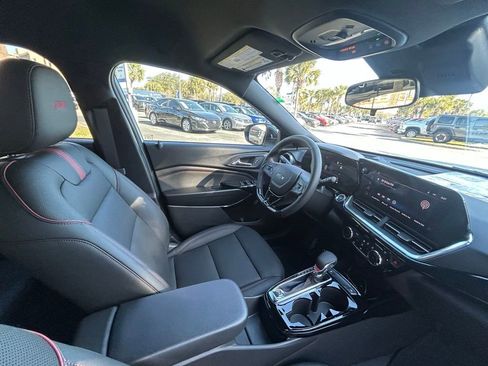 New 2026 Chevrolet Trax RS w/ Driver Confidence Package image 25