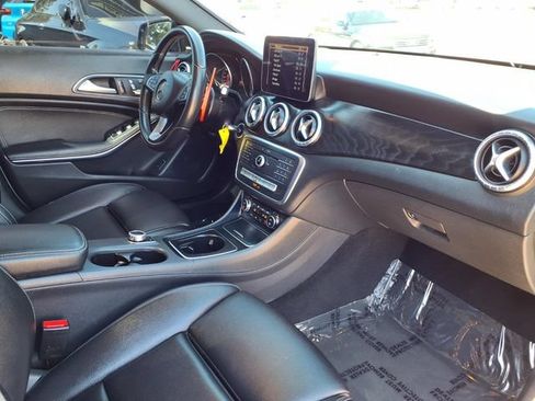 Used 2018 Mercedes-Benz CLA 250 4MATIC image 25