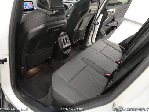 Used 2025 BMW X3 xDrive30i w/ Premium Package AWD/4WD image 29