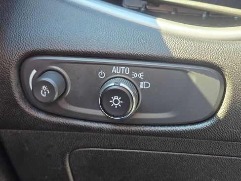 Used 2024 Chevrolet Malibu LT FWD image 36