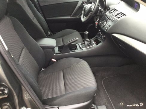 Used 2012 MAZDA MAZDA3 i Touring FWD image 21