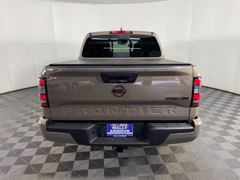Used 2023 Nissan Frontier PRO-4X w/ Technology Package AWD/4WD image 8