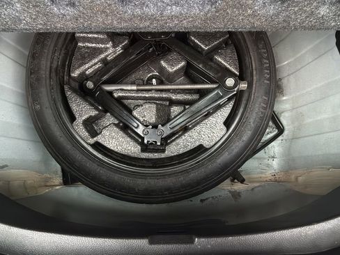 Used 2020 Chevrolet Trax LS FWD image 13