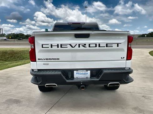 Used 2019 Chevrolet Silverado 1500 LT Trail Boss AWD/4WD image 6
