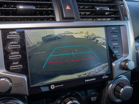 Used 2021 Toyota 4Runner SR5 Premium image 6