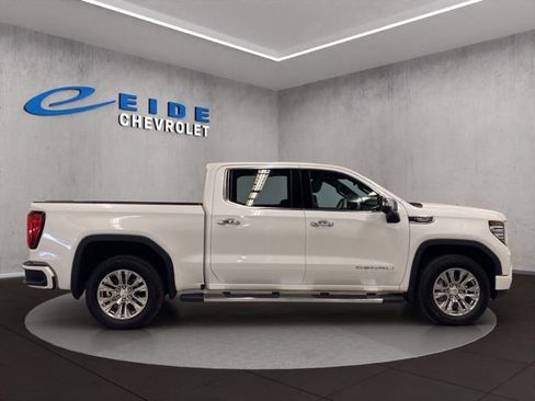 Used 2023 GMC Sierra 1500 Denali AWD/4WD image 16