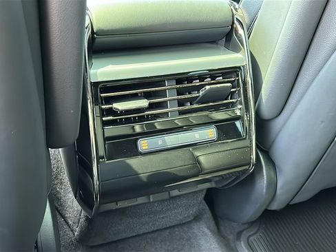 Certified 2025 Land Rover Range Rover Sport AWD/4WD image 26