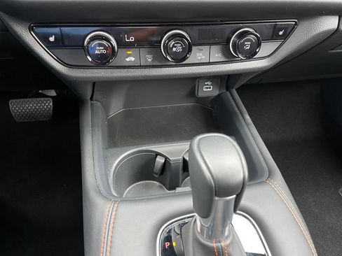 Used 2025 Honda HR-V Sport image 18