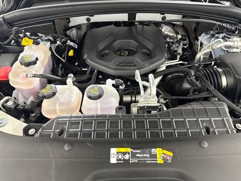 Used 2023 Jeep Grand Cherokee 4WD 4xe w/ Luxury Tech Group II image 35