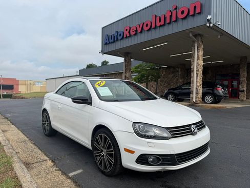 Used 2014 Volkswagen Eos FWD image 1
