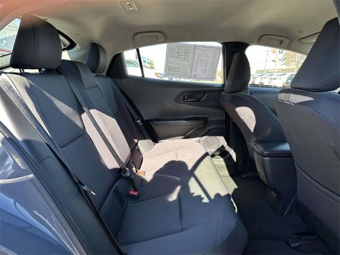 Certified 2023 Toyota Prius LE image 15