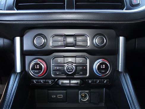 Used 2022 GMC Yukon SLT image 24