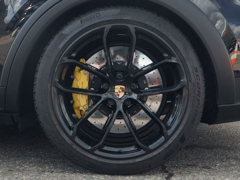 Certified 2024 Porsche Cayenne Turbo GT image 13