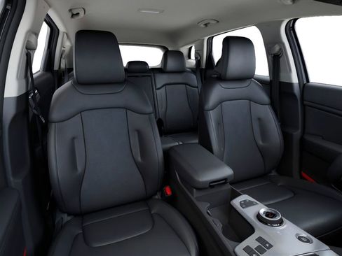New 2026 Kia Sportage EX AWD/4WD image 15