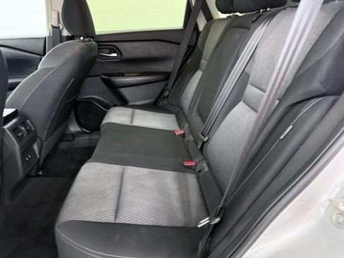 Used 2024 Nissan Rogue SV AWD/4WD image 23