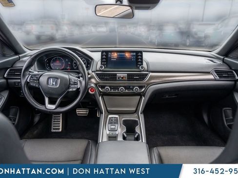 Used 2022 Honda Accord Sport image 3