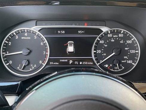 New 2025 Nissan Pathfinder SL image 23