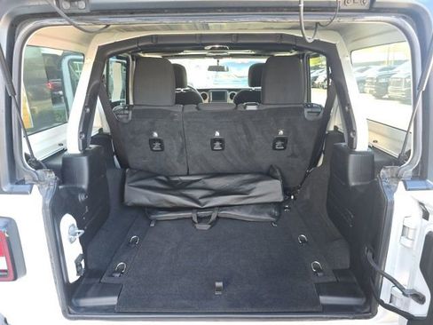 Used 2018 Jeep Wrangler Unlimited Sport S AWD/4WD image 29