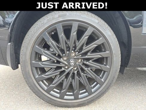 Used 2024 Hyundai Santa Fe Calligraphy image 6