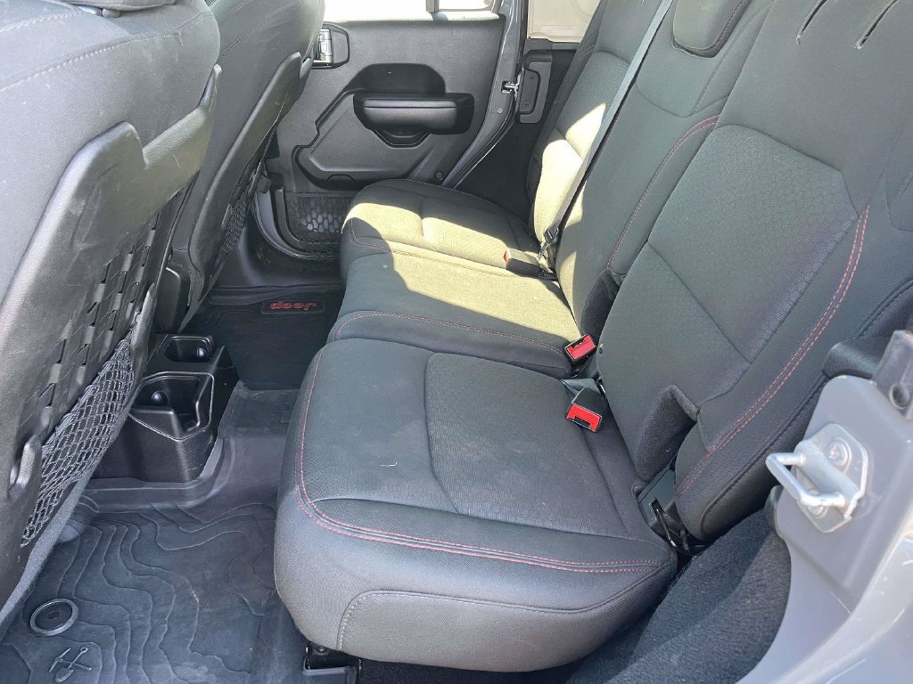 Used 2018 Jeep Wrangler Unlimited Rubicon AWD/4WD image 12