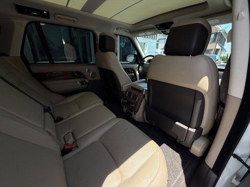 Used 2019 Land Rover Range Rover HSE AWD/4WD image 14