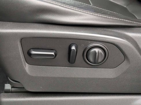 Used 2020 Chevrolet Silverado 1500 LTZ w/ LTZ Plus Package image 18