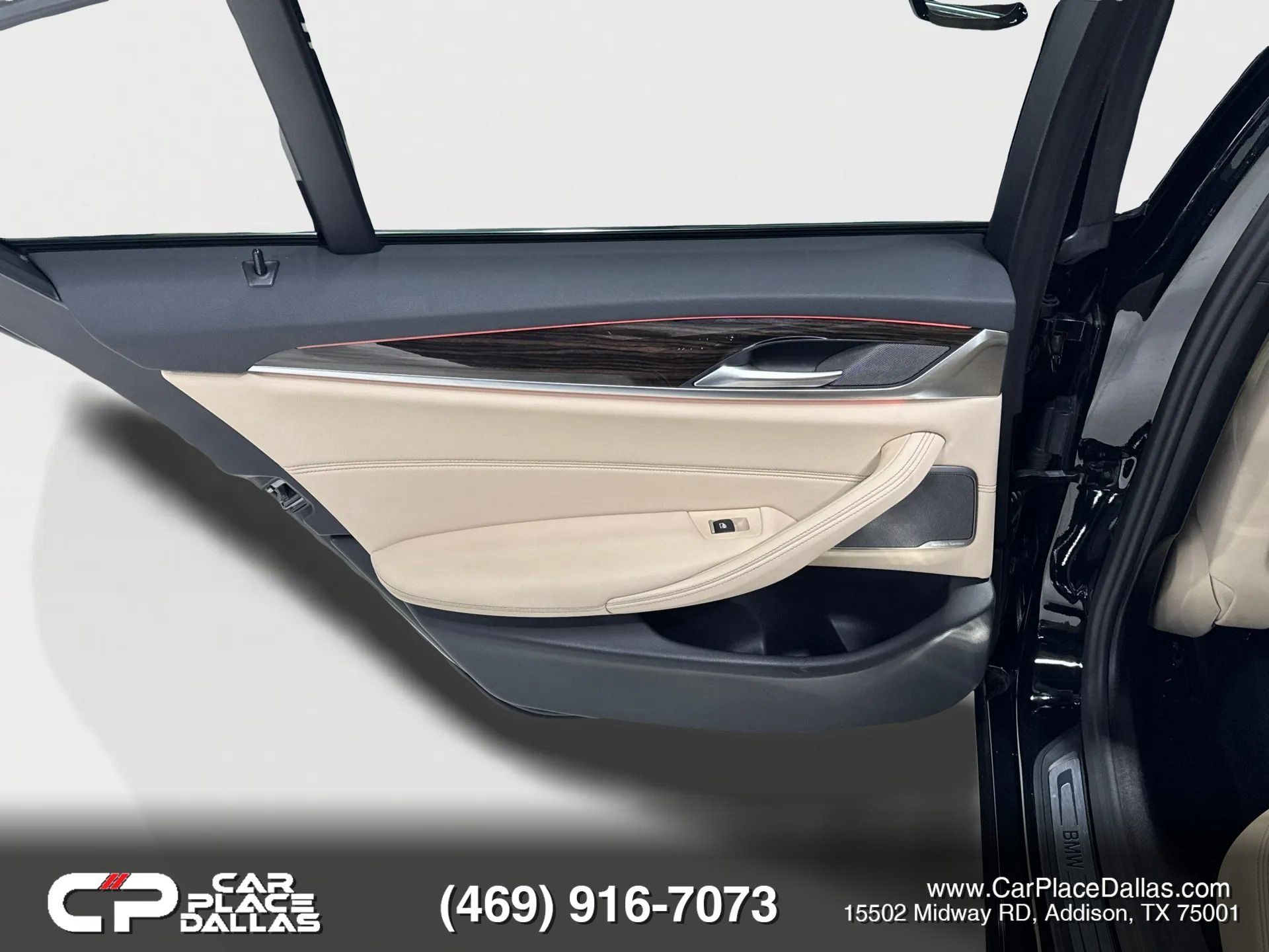 Used 2023 BMW 530i w/ Premium Package RWD image 16