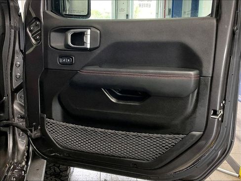 Used 2023 Jeep Wrangler Unlimited Rubicon 4xe AWD/4WD image 12