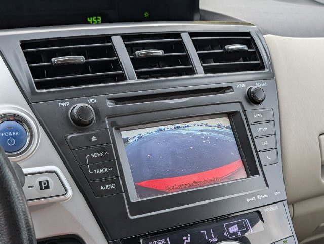 Used 2014 Toyota Prius V Five FWD image 18