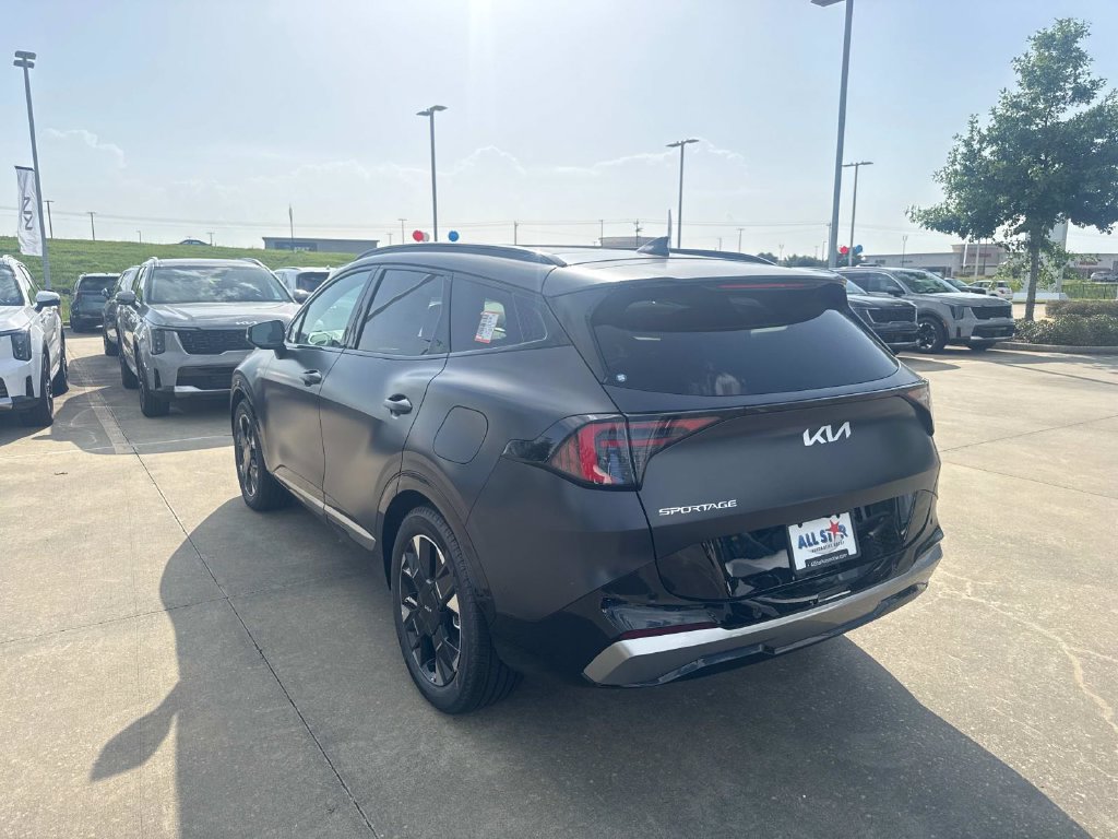 New 2026 Kia Sportage SX FWD image 6