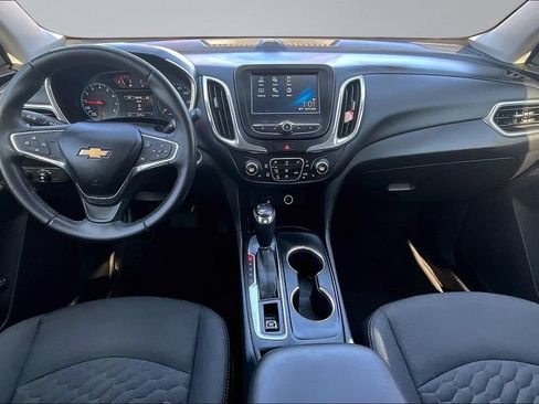 Used 2018 Chevrolet Equinox LT FWD image 8