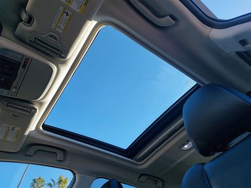 Used 2023 Subaru Forester Touring image 30