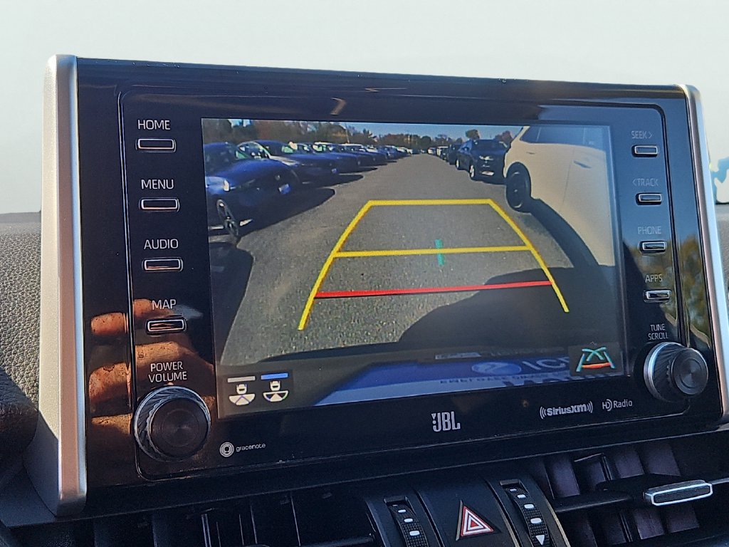 Used 2020 Toyota RAV4 XLE Premium AWD/4WD image 15