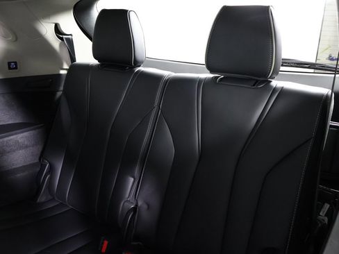 Used 2024 Acura MDX SH-AWD w/ Advance Package image 36